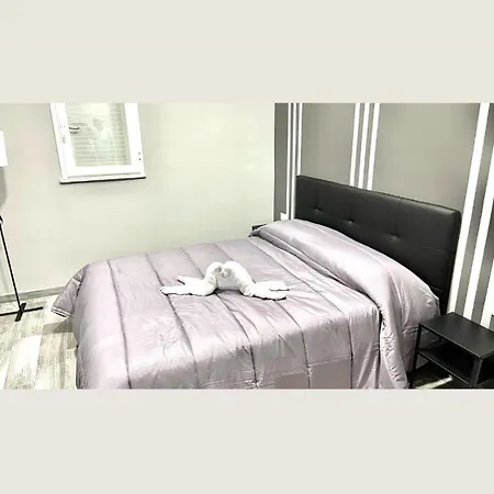 Alojamento de Acomodação e Pequeno-almoço Airport-napoli 3*