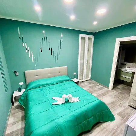 Couette-café Airport-napoli 3*